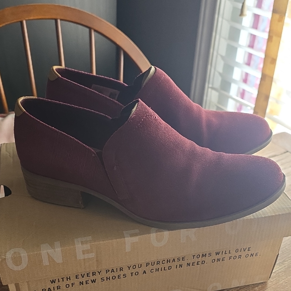 TOMS Women's Maroon Mules